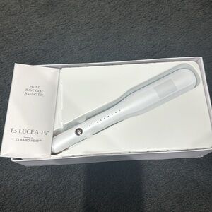 T3 Luca 1 1/2 straightening iron
